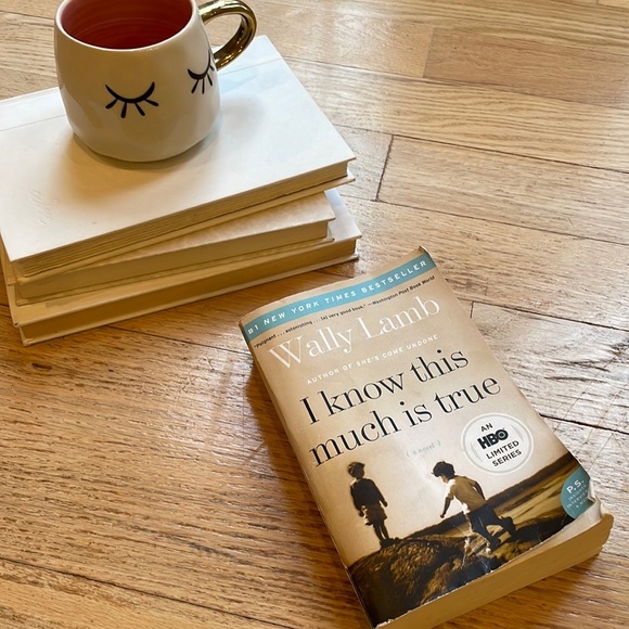 I know this much is true (Wally Lamb) - Picture 1 of 5